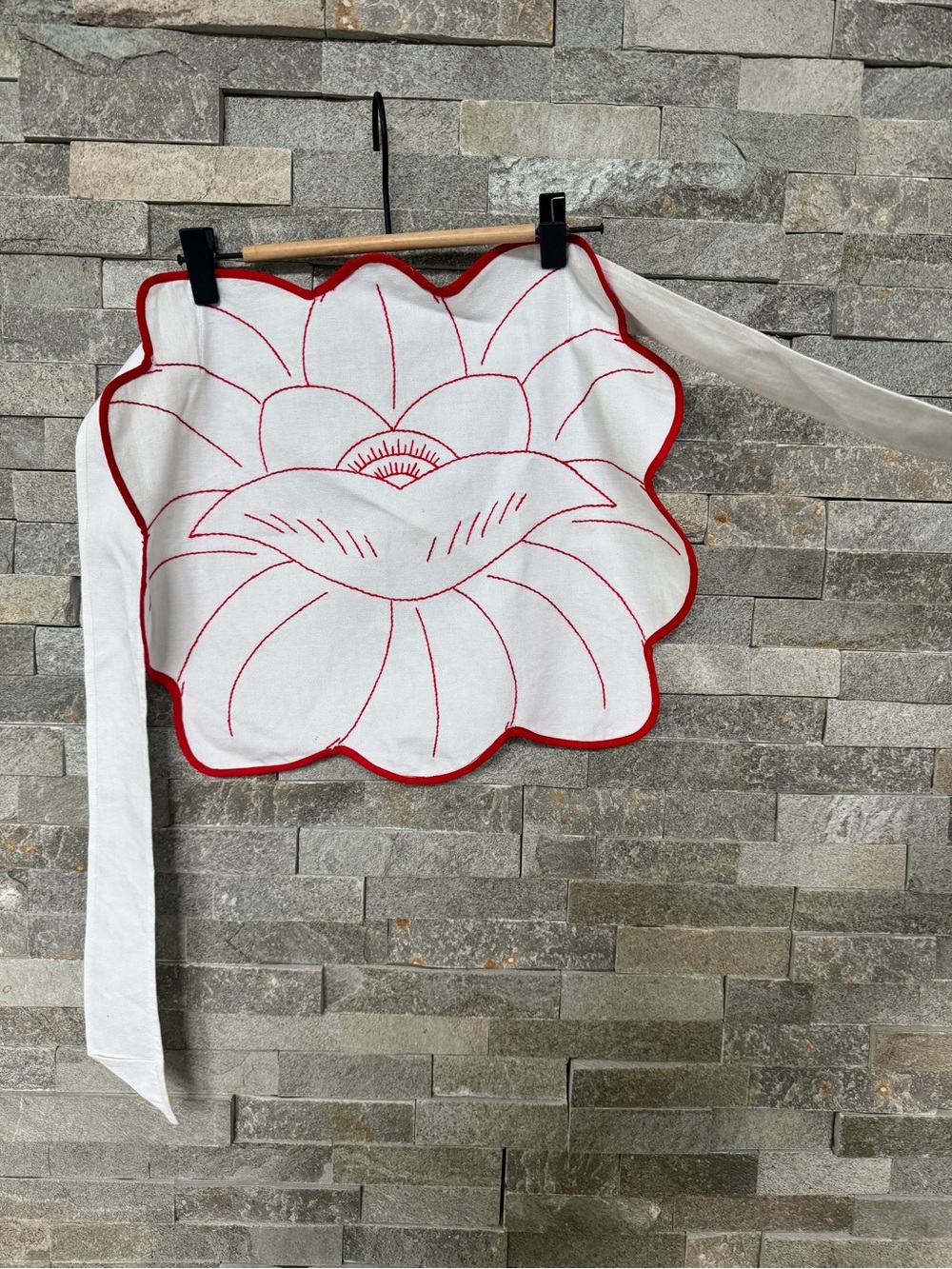 Vintage Hand Embroidered Redwork Flower Apron Scalloped Mid Century